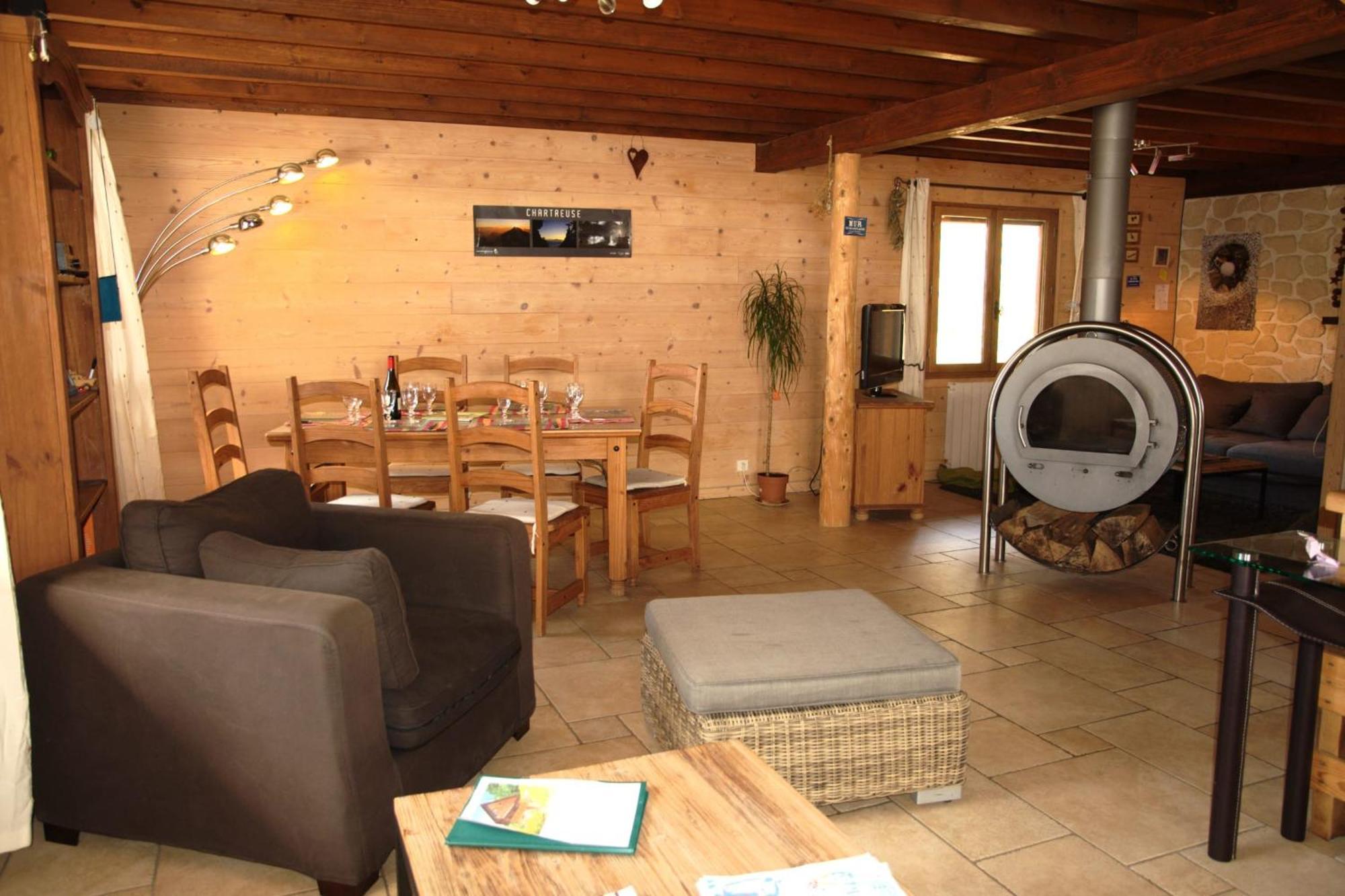 Chalet Cosy En Chartreuse Classe 圣皮耶尔德沙尔特勒斯 外观 照片
